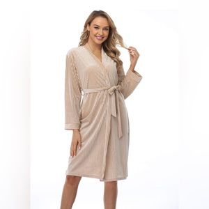 Women's Fleece Kimono Robe Short Plush Bathrobe